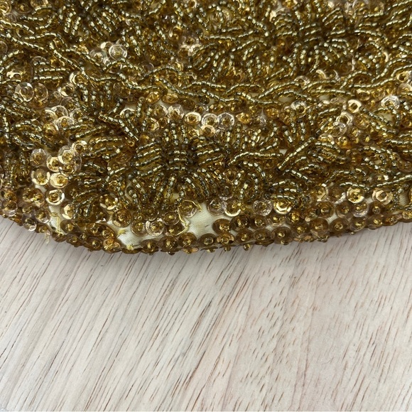 Vintage gold beaded clutch - Picture 5 of 11